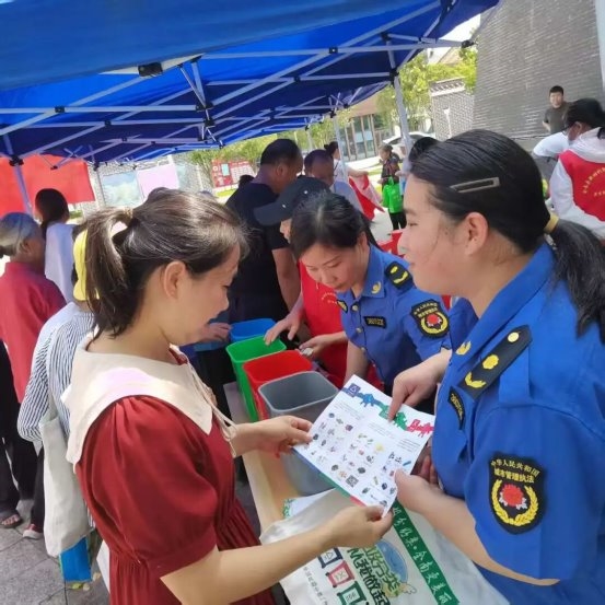 全南县城市管理局:宣传走心 服务上门 共推垃圾分类新风尚