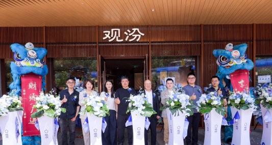 汾酒年轻化战略落地泉城:如何用一杯白酒,重构都市社交新场景