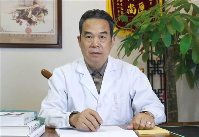 成都御德堂名老中医彭培海:三十余年深耕中医,以整体观诊疗多科顽疾