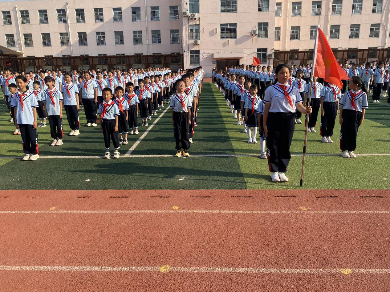 莒南县第三小学举行2025级新队员入队仪式