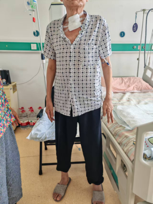 重症康复攻坚:61岁呼吸机依赖重症患者顺利脱机拔管,实现从卧床到自主站立的功能蜕变