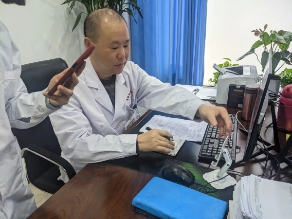 成都海大中医肿瘤医院罗程主任:30年中医临床深耕,用疗效与仁心赢得患者信赖