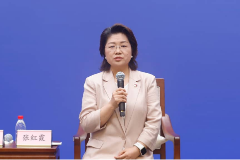 魏桥创业集团总裁张红霞:通过数实融合重塑产业优势,让老牌实体产业孕育新动能