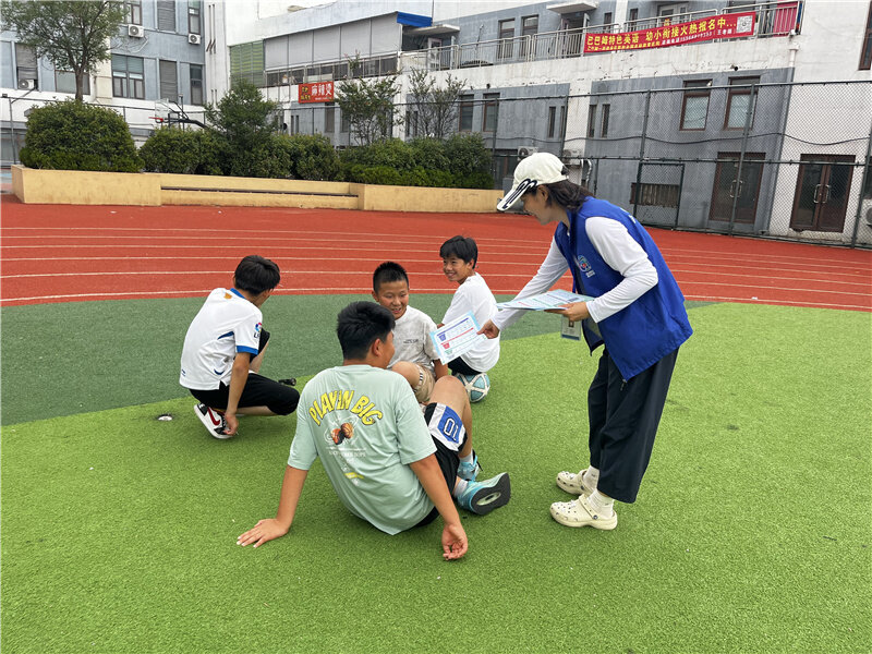 趣味科普进运动广场 垃圾分类走进千家万户——青岛市城阳区白沙湾社区开展垃圾分类主题宣传活动