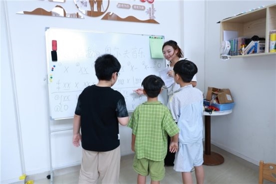 禾下乘凉梦智探稻花香：当大学生把耕读种进孩子们心里(图4)