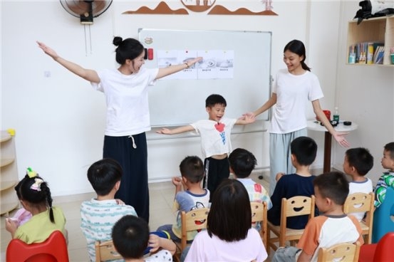 禾下乘凉梦智探稻花香：当大学生把耕读种进孩子们心里(图3)