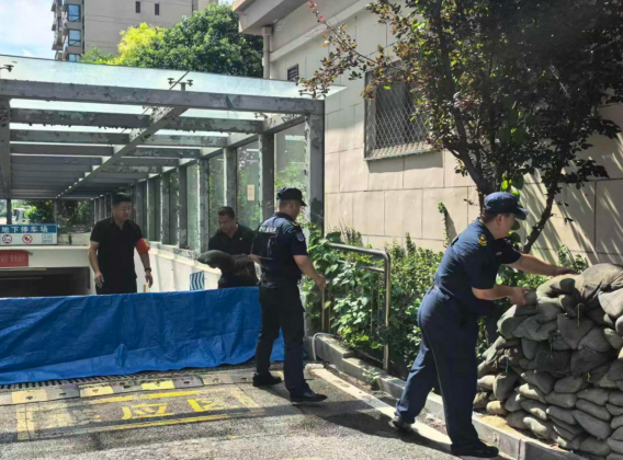 济宁太白湖新区许庄街道滨湖社区:以“汛”为令实战淬炼“硬核”守护力量(图3)