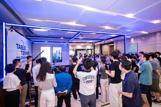 浦东嘉里城乒乓球企业联赛高燃收官宇树机器人助阵打造办公社群运动生活新方式(图4)