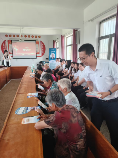 红心向党践初心,暖心服务惠民生——瑞众保险济南中支开展乡村惠民志愿服务活动