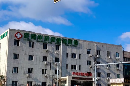 暑期过半痘痘反复不消 济南中研皮肤科医生科学战痘 助力学生开学自信亮相