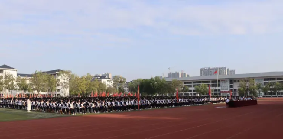 菏泽一中举行2027届高三一轮复习动员会