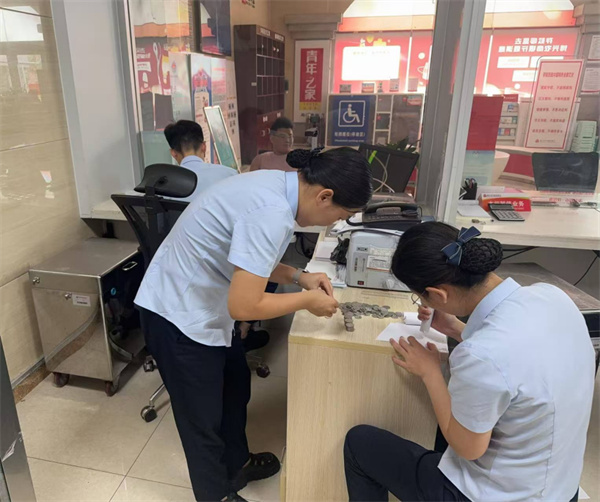 博兴农商银行:延时服务守初心