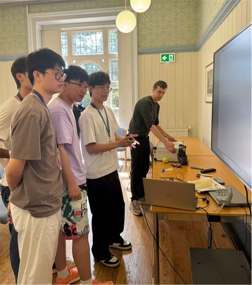 从课堂到展柜,智海研途在剑桥寻找科研启蒙答案