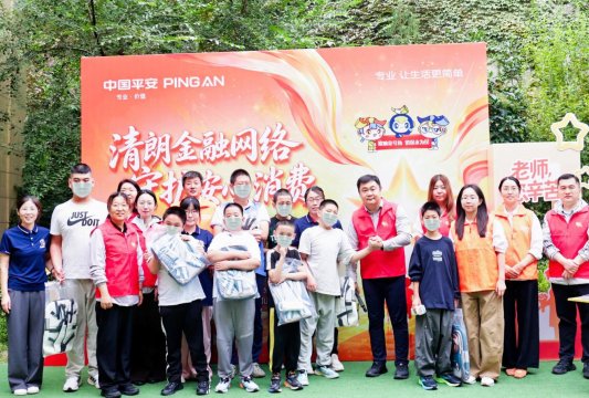 pa_10100000042865427_821A70FE-CEC6-4529-A9D0-606A954B9720_3405x2270_mo_