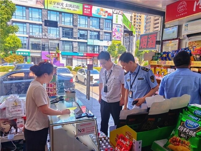 浙江鄞州:普法执法齐发力 护“苗”成长守蓝天