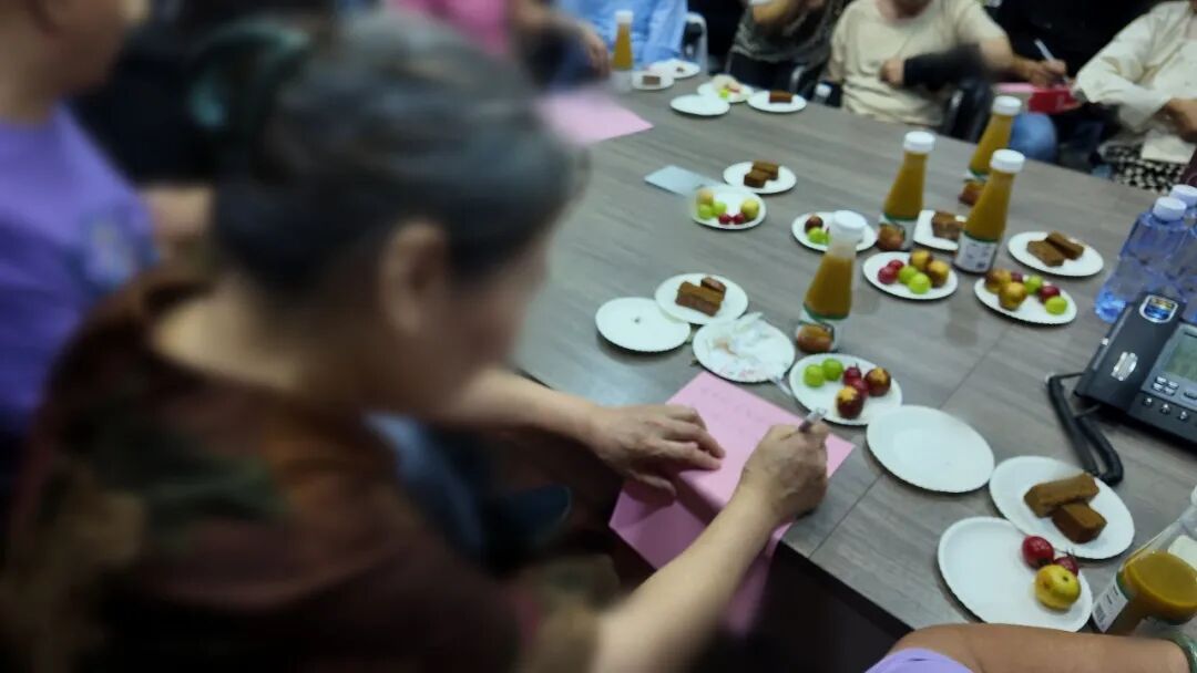 温情康复暖心相伴丨济南南郊医院康复医学科举办温馨生日会(图4)