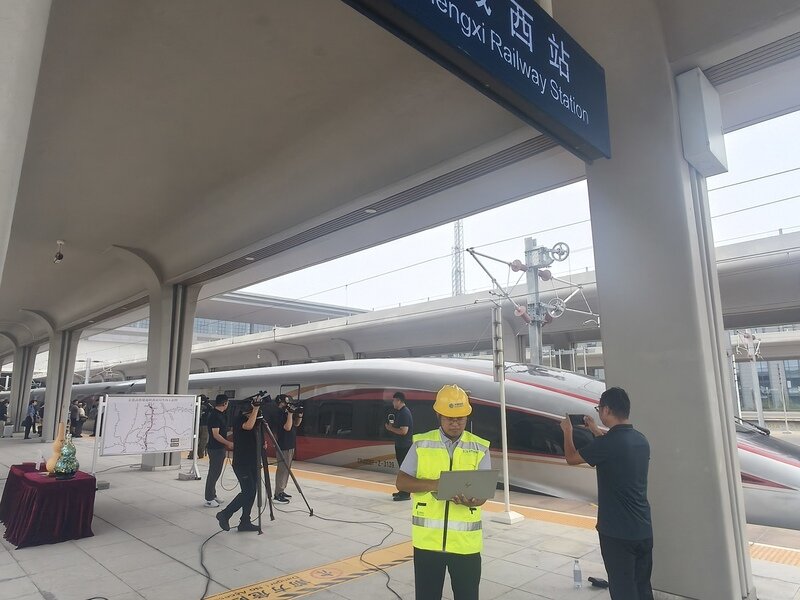 山东移动聊城东昌府区分公司圆满完成央视直播通信保障任务(图2)