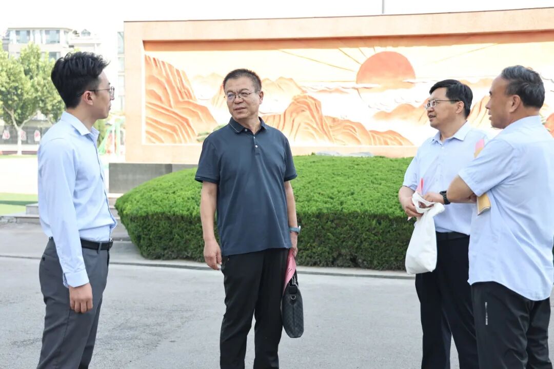 聊城东方实验学校开展数智化教学展示暨专题教研活动