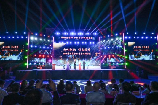 “齐风雅韵·诗意淄博”2026淄博市金秋诗会相约鲁医活动顺利举行