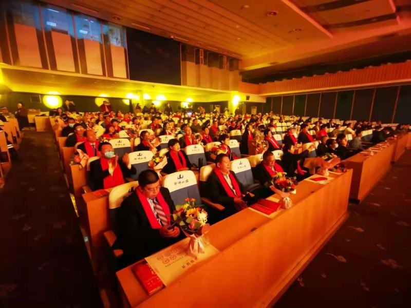 E9DFC5BF4D15480D8B2996241E1E2D28-6-2