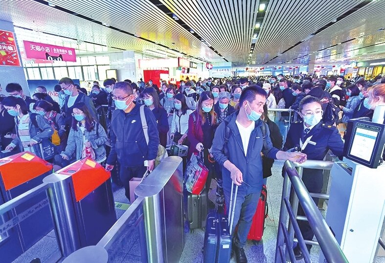 出行 客流量恢复至疫前