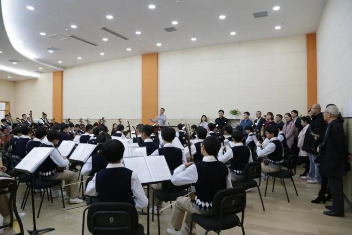 中央音乐学院副院长于红梅到历城二中调研指导艺术教育