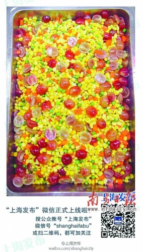 高校食堂现雷人新菜肴“玉米炒葡萄”学生不敢尝鲜 高校食堂现雷人新菜肴“玉米炒葡萄”学生不敢尝鲜