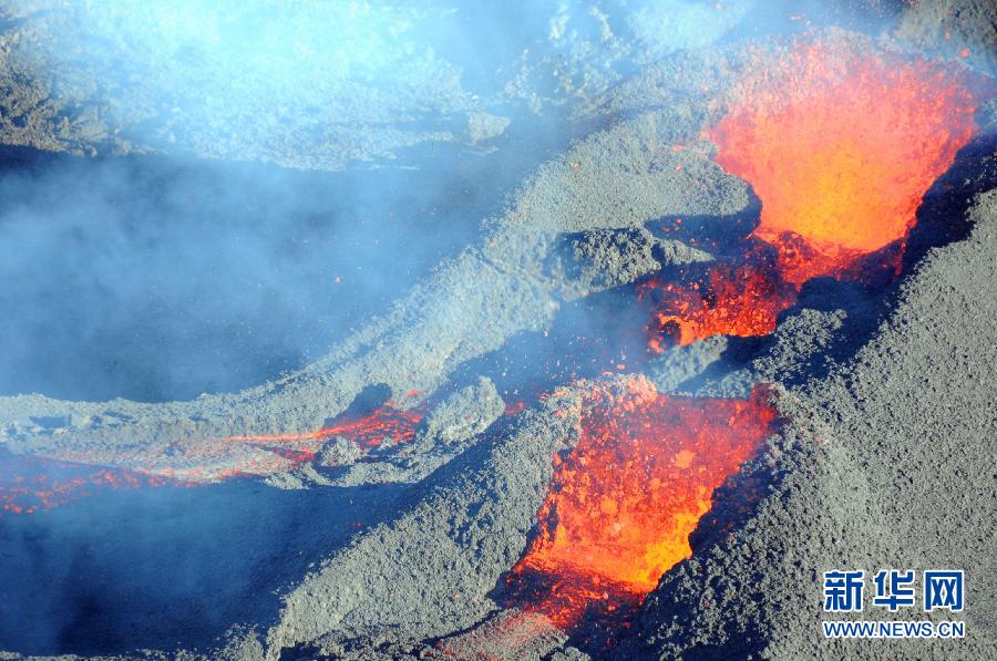 （国际）（1）留尼汪岛火山喷发