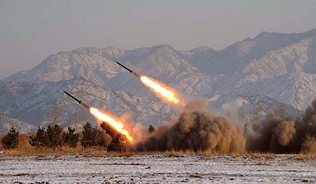 资料图片：朝鲜发射短程导弹。