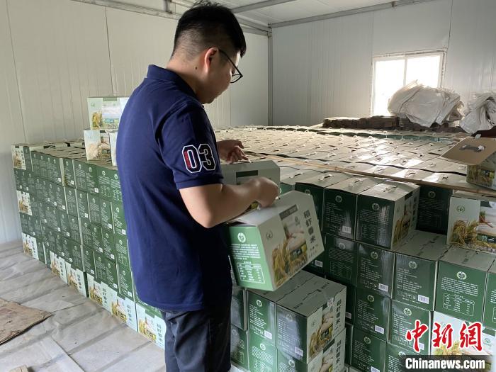 图为戚允升。 孙军 摄 图为戚允升。 孙军 摄