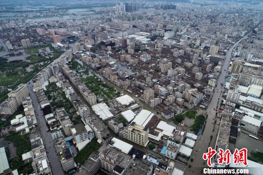 潮汕重灾区直击：一两米积水开始发臭居民困其中景况堪忧