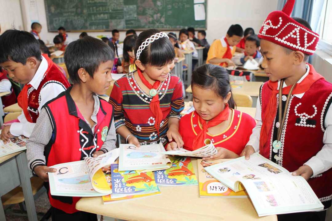 摆脱千年贫困，民族团结发展，临沧唱响最炫脱贫民族风