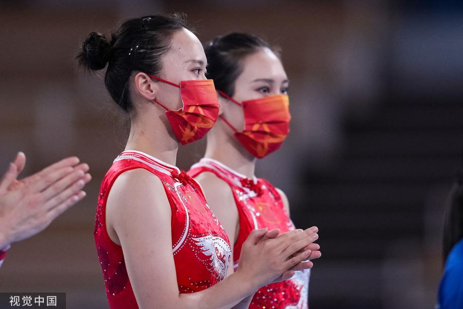 [图]第17金！女子蹦床中国包揽金银牌 朱雪莹夺冠