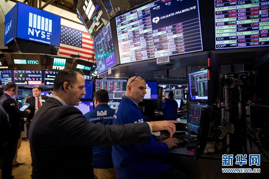 （国际）（3）纽约股市三大股指16日暴跌超11%