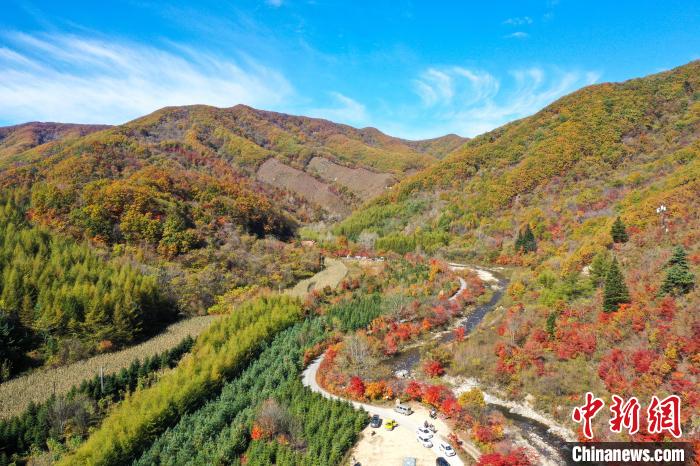 图为无人机拍摄三道湾生态旅游景区。　于海洋 摄