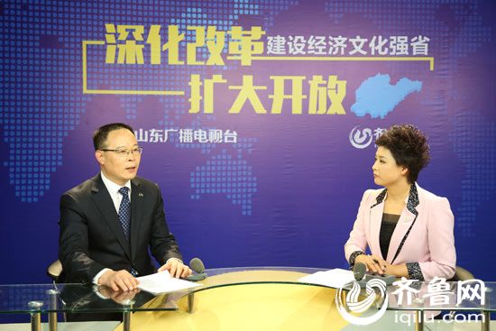 山东省常务副省长孙伟做客齐鲁网演播室。齐鲁网 孙长征 摄
