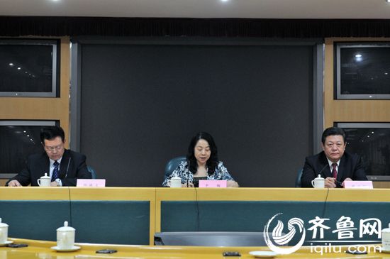 4月28日上午,山东省政府举行2015年第一季度例行新闻发布会。