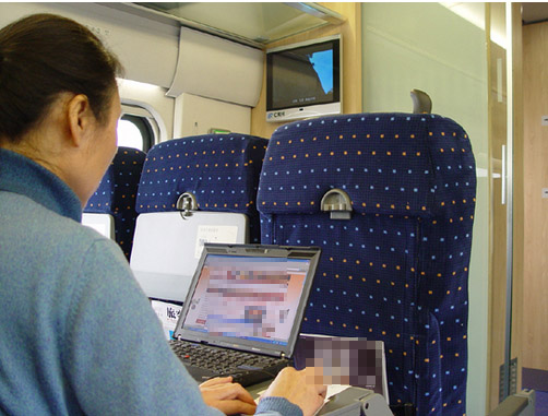 下月底坐火车或可免费上网 济南有75组列车装调试WiFi