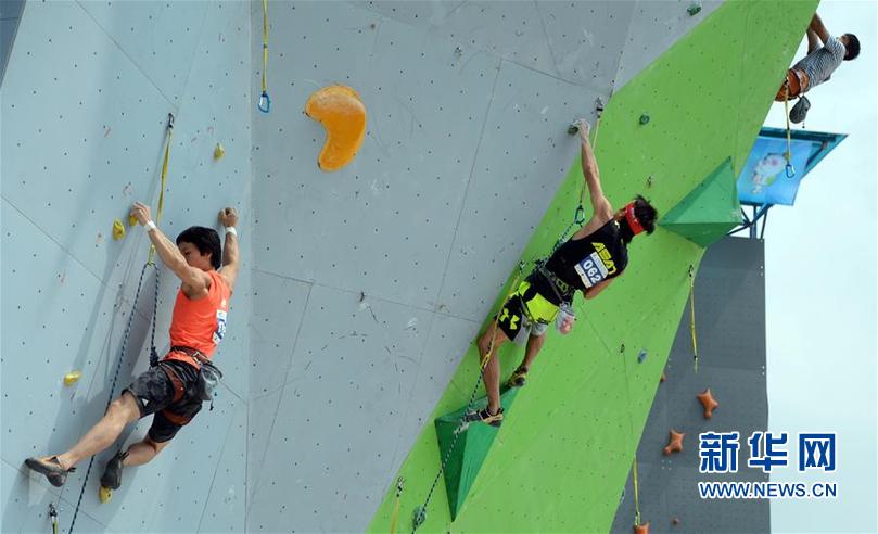 （体育）（1）攀岩——第十三届全运会群众比赛攀岩项目入围赛在泰安开赛