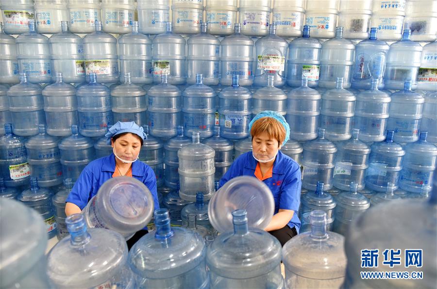 #（新华视界）（4）山东沂源：饮用水加工做成“生态经济”大产业