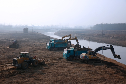 小清河防洪综合治理工程（济南段）开工。