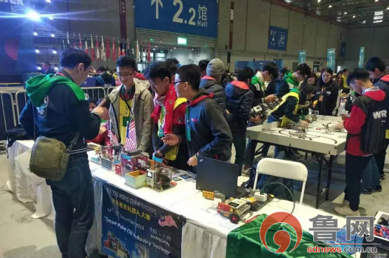 泰安实验中学在世界教育机器人大赛（WER）2019赛季世界锦标赛中喜获佳绩