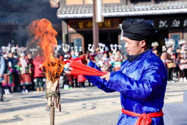 点击进入下一页