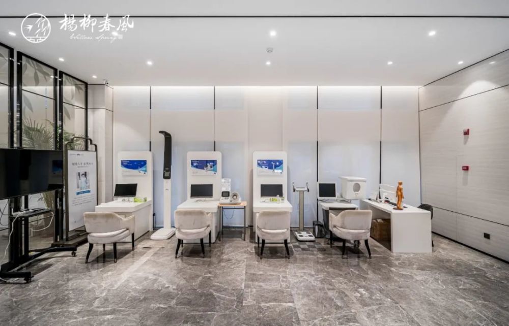 杨柳春风丨60亿荣光回眸，光阴背后的初心坚守