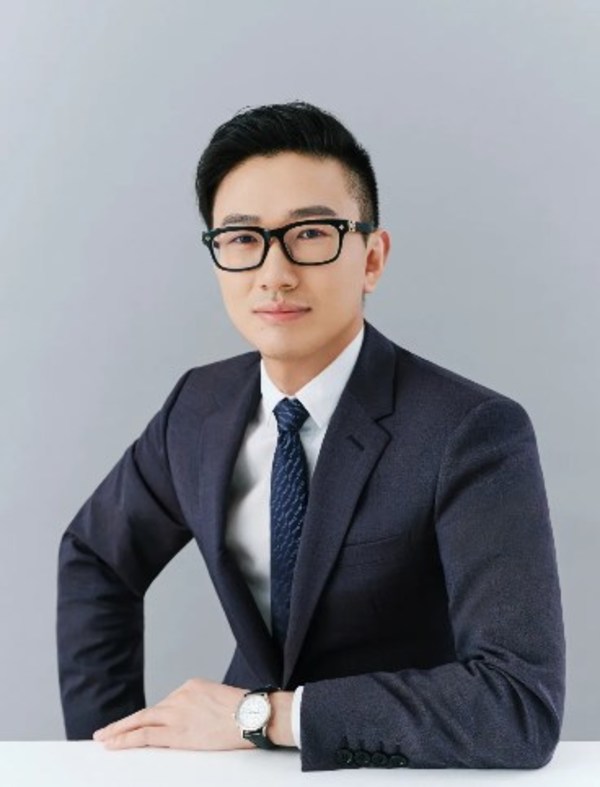 罗欣药业董事长兼CEO 刘振腾