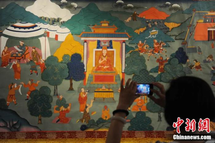 点击进入下一页