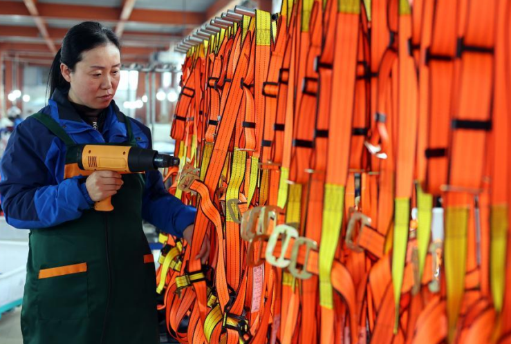 山东惠民：绳网企业满负荷运转“抢外单”