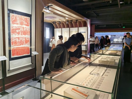 图示, 示意图

中度可信度描述已自动生成:ver1