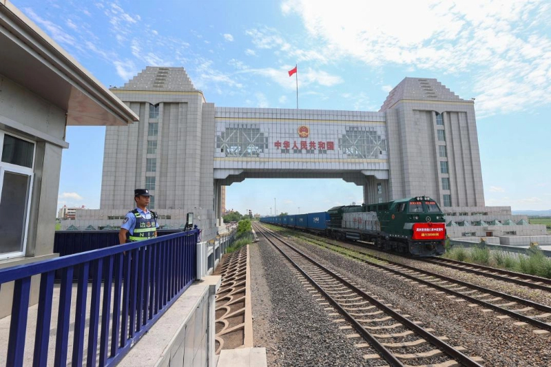 第30000列中欧班列驶出满洲里口岸。安吉拉摄