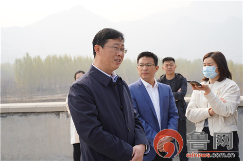 邹平市黄山街道党工委副书记,办事处主任王保利告诉记者,以前,黄山